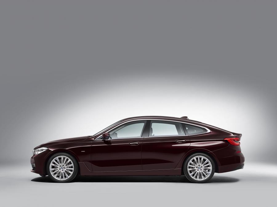  BMW 630d xDrive Gran Turismo Luxury Line 2017 года  (WW) (фото 7 из 11)